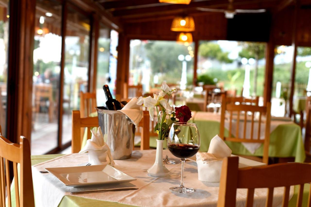 Hotel Ramosaco, Radhime, Vlore Exterior photo