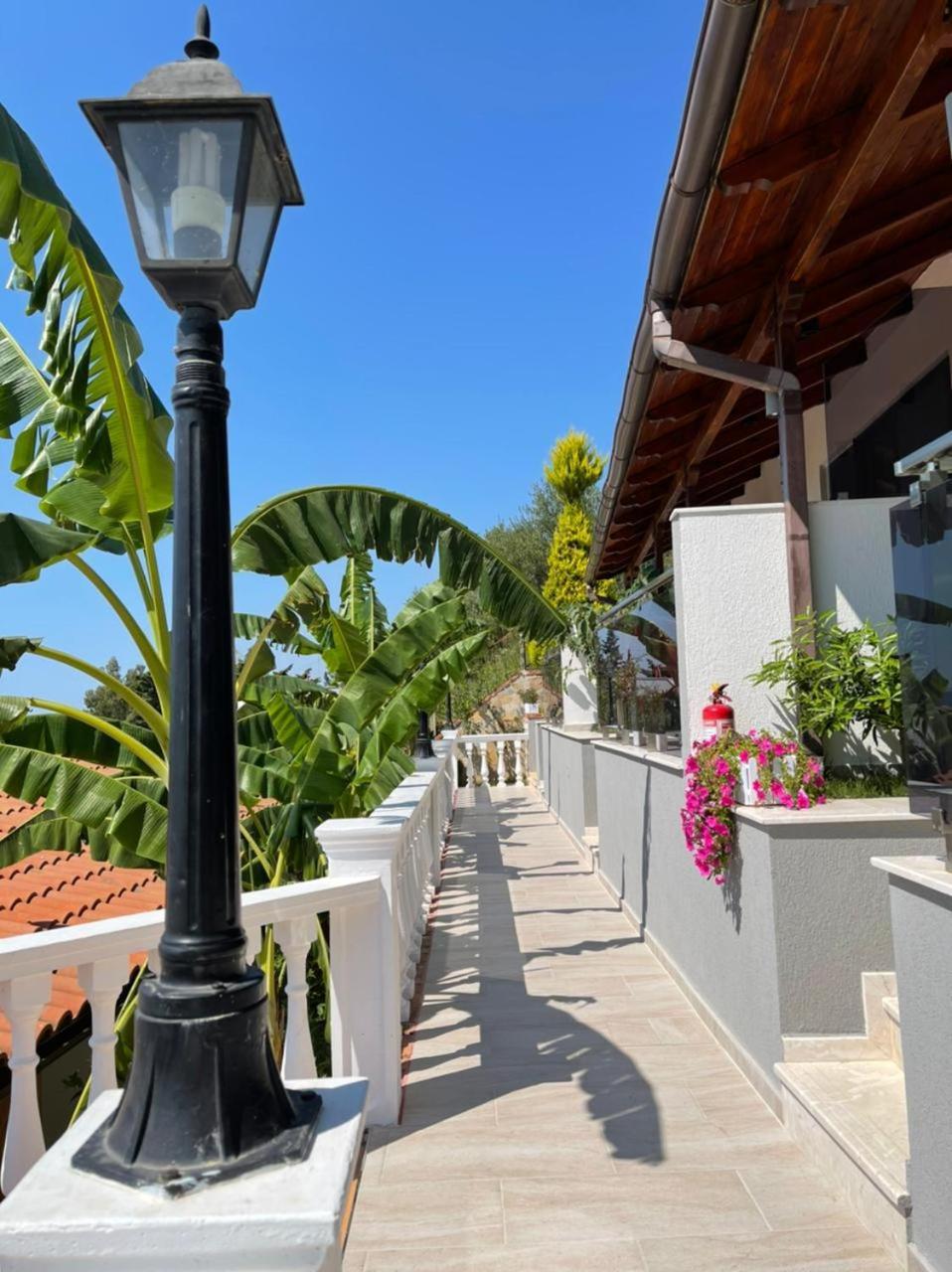 Hotel Ramosaco, Radhime, Vlore Exterior photo